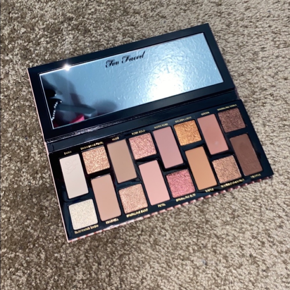 Too Faced Born This Way Palette
